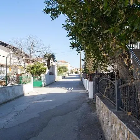In With Sea View, Terrace, Air Conditioning, Wifi Apartment Vodice